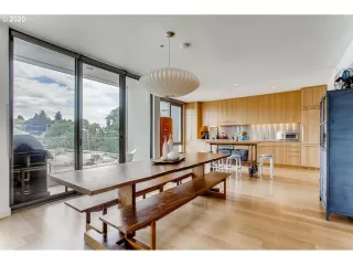 Photo #6: 20006516 Listing