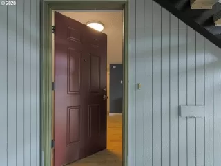 Photo #2: 20006589 Listing