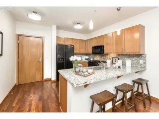 Photo #1: 20006970 Listing