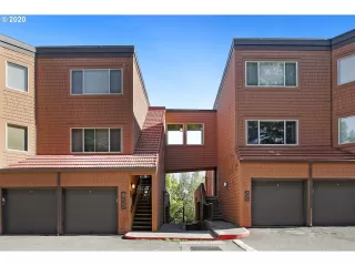 Photo #1: 20007157 Listing