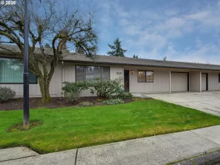 Photo #3: 20010112 Listing 