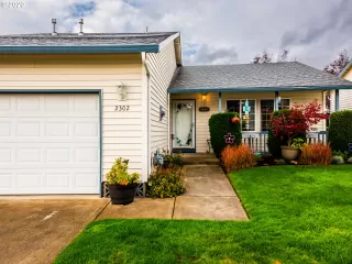 Photo #1: 20010722 Listing