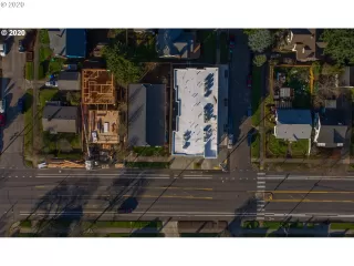 Photo #5: 20012011 Listing 