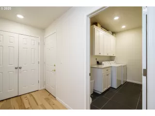 Photo #3: 20012014 Listing