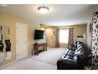 Photo #4: 20015509 Listing