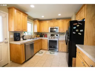 Photo #6: 20015509 Listing