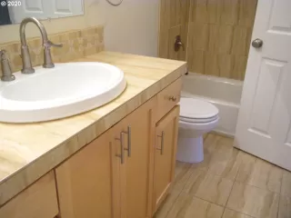 Photo #1: 20015648 Listing