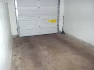 Photo #2: 20015648 Listing