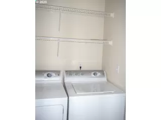 Photo #4: 20015648 Listing