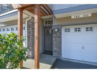 Photo #2: 20015710 Listing 