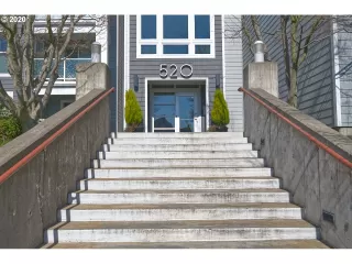 Photo #1: 20016308 Listing 