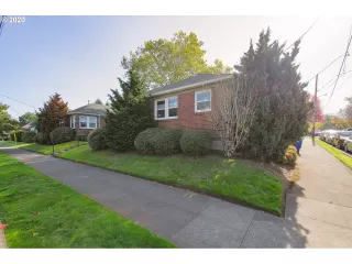 Photo #6: 20016312 Listing