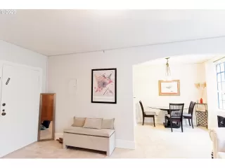 Photo #4: 20017390 Listing