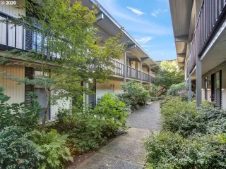 Photo #2: 20017583 Listing 