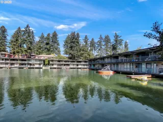 Photo #5: 20017583 Listing 