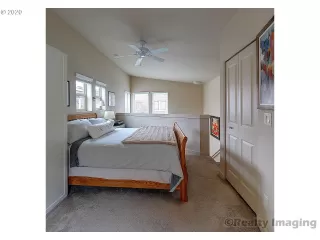 Photo #4: 20017921 Listing 