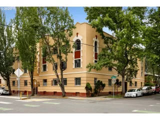 Photo #3: 20017934 Listing