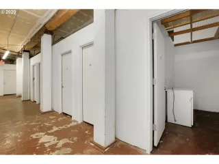 Photo #6: 20017934 Listing