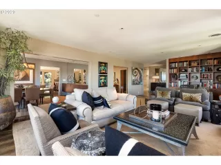 Photo #1: 20019410 Listing