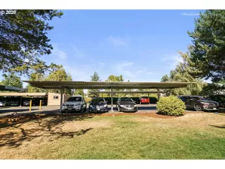 Photo #4: 20021208 Listing 