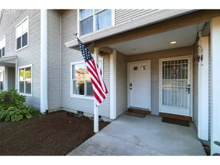 Photo #3: 20021339 Listing