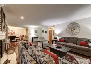 Photo #4: 20023609 Listing 