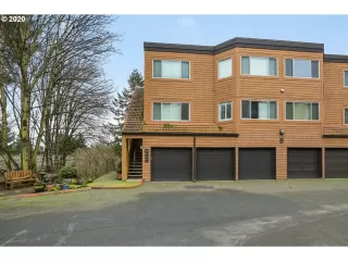 Photo #1: 20025361 Listing