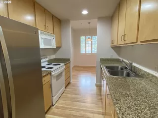 Photo #4: 20026758 Listing 