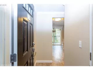 Photo #2: 20027011 Listing