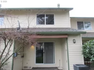 Photo #1: 20028603 Listing