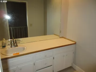 Photo #3: 20028603 Listing