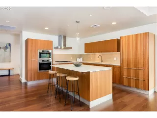 Photo #2: 20028767 Listing