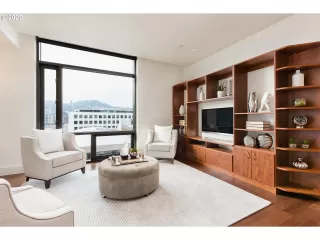 Photo #6: 20028767 Listing