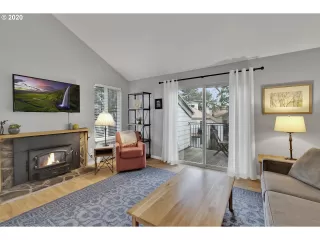 Photo #3: 20028865 Listing 