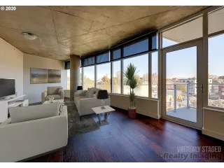 Photo #3: 20029217 Listing