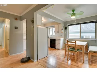 Photo #4: 20031469 Listing