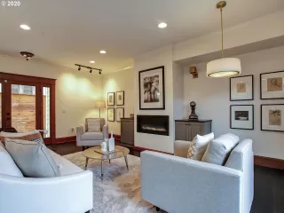 Photo #6: 20032522 Listing 