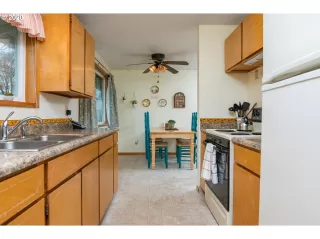 Photo #1: 20032779 Listing 