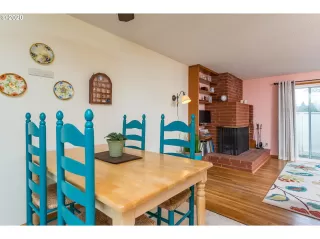 Photo #6: 20032779 Listing 