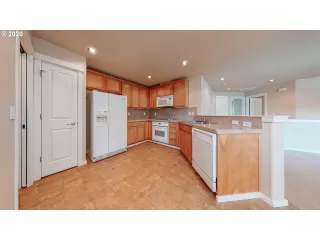 Photo #4: 20033945 Listing 