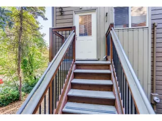 Photo #2: 20034061 Listing