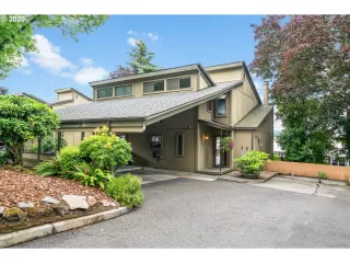 More Details about MLS # 20034605 : 624 N TOMAHAWK ISLAND DR