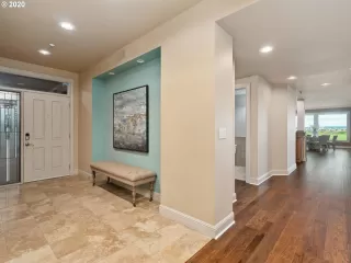 Photo #3: 20034798 Listing