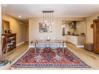 Photo #1: 20034875 Listing