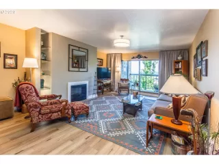 Photo #6: 20034875 Listing