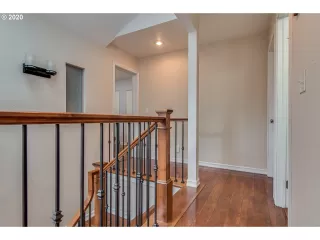 Photo #4: 20035391 Listing