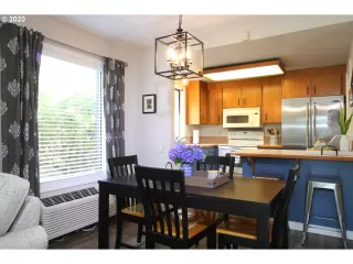 Photo #2: 20035648 Listing