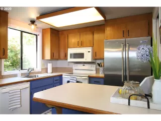 Photo #3: 20035648 Listing