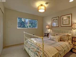 Photo #3: 20039229 Listing