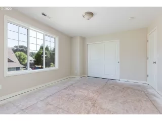 Photo #2: 20039330 Listing 